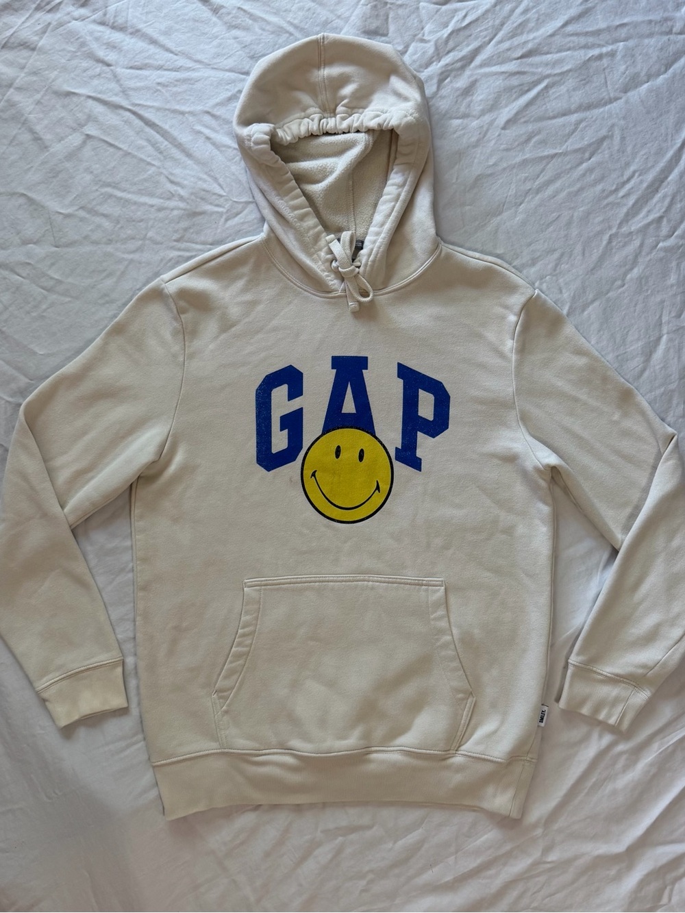 GAP x Smiley Cream Smiley Face Graphic Pullover Hoodie Mens Size S